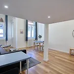 Apartament Pau Stylish In The Heart Of Budapeszt