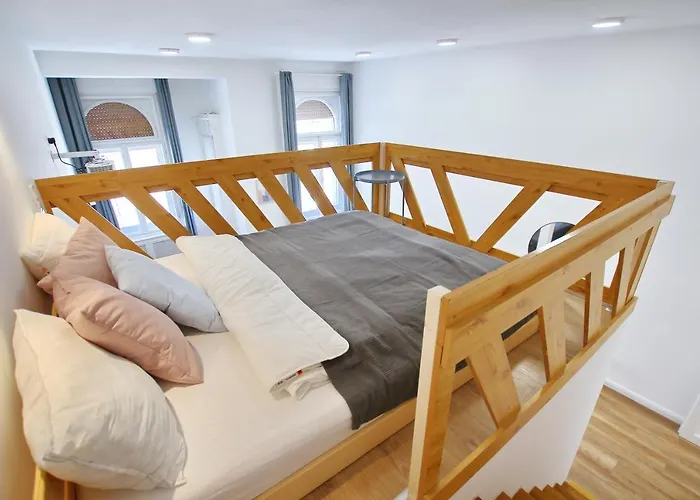 Pau Stylish In The Heart Of Appartement Boedapest