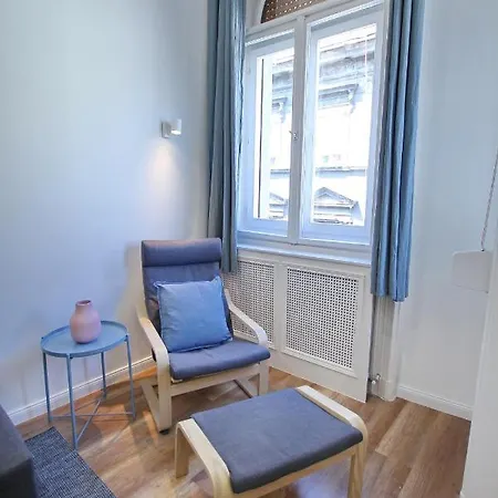 Pau Stylish In The Heart Of Budapest