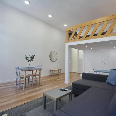 Pau Stylish In The Heart Of Apartment *