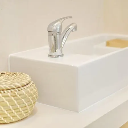Apartment Pau Stylish In The Heart Of Budapest
