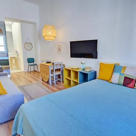 Apartment Pau Stylish In The Heart Of Budapest