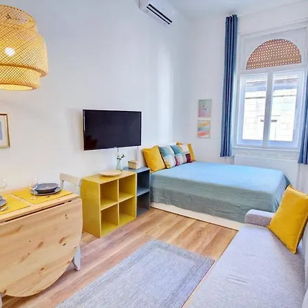 Appartement Pau Stylish In The Heart Of