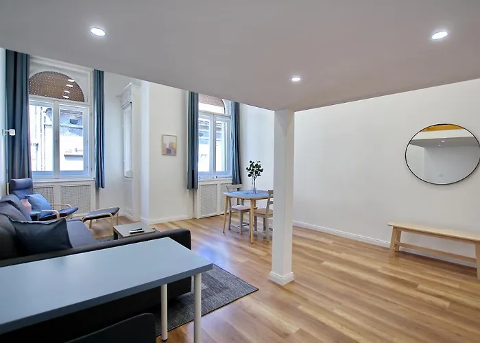 Appartement Pau Stylish In The Heart Of Budapest