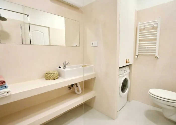 Pau Stylish In The Heart Of Appartement