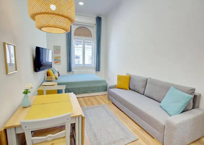 Pau Stylish In The Heart Of Appartement